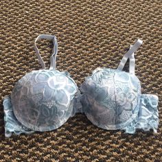 True By Rue 21 Baby Blue Lace Padded Bra Size 32b Nwot Fitted Lace Bra In Light Blue, Blue Fitted Bra Partially Lined, Blue Fitted Partially Lined Bra, Fitted Partially Lined Blue Bra, Blue Lace Bra With Removable Pads, Light Blue Underwire Bra With Padded Cups, Fitted Blue Bra With Lined Body, Blue Fitted Bra With Removable Pads, Fitted Blue Bra With Removable Pads