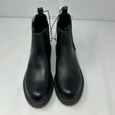 Arizona Jean Co Womens Size 9 Black Chelsea Ankle Boots Memory Foam New With Tag Size: 9 Medium No Box Leopard Print Boots, Chelsea Ankle Boots, Buckle Boots, Arizona Jeans, Distressed Black Jeans, Suede Ankle Boots, Leather Booties, Suede Heels, Black Ankle Boots