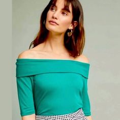 Brand New Chic Green Off-shoulder Top, Chic Green Off-shoulder Blouse, Green Off-shoulder Blouse, Fitted Green Blouse For Spring, Casual Off-shoulder Top For Work, Casual Off-shoulder Workwear Top, Lace Top Patterns, Mock Neck Tank Top, Off The Shoulder Shirt