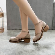 Gender: For Women Style: Fashion,KoreanOccasion: Casual,Party/Club,Office/Career,DressHeel Height: 4cmPlatform Height: 1.5cmSeason: Spring,Summer,Fall/Autumn,WinterPackage Contents: 1 x Shoes (Pair)Size Guide:28 = foot length 18.5-19cm 29 = foot length 19-19.5cm 30 = foot length 19.5-20cm 31 = foot length 20-20.5cm 32 = foot length 20.5-21cm33 = foot length 21-21.5cm34 = foot length 21.5-22cm (Foot width=8-8.5cm)35 = foot length 22-22.5cm (Foot width=8.5cm)36 = foot length 22.5-23cm (Foot width= Club Office, Pump Types, Chunky Heels Sandals, Career Dress, Heels Sandals, Fashion Korean, Dress And Heels, Casual Party, Fall Autumn