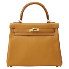 Hermès Kelly 25 in sesame and swift leather with gold hardware. The bag is unworn and comes as full set including the original receipt. Stamp Y (2020) Hermes Kelly 25, Kelly 25, Hermes Kelly 28, Hermes Bag, Handle Bag, Fashion Handbags, No Se, Full Set, Gold Hardware