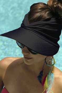 Black Empty Top Pleated Beach Sun Hat Chic Visor Sun Hat For Travel, Black Summer Hat For Outdoor, Black Summer Hat For Outdoor Use, Solid Sun Hat For Pool And Beach Season, Solid Color Sun Hat For Pool And Beach Season, Casual Black Hat With Uv Protection, Black Hat For Outdoor Summer Activities, Adjustable Beachwear Sun Hat For Travel, Packable Visor Hat For Beach Season