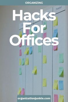 Here are some smart ways to keep your office organized. Use some or all of these office organizing hacks to keep on top of your stuff, your tasks, and everything office-related. Work Office File Organization Ideas, Organizing Your Office At Work, Project Manager Office Decor, How To Organize An Office, School Office Organization Secretary, Professional Office Organization, Corporate Office Inspiration, Office Hacks Organizing Ideas, Work Organization Ideas Office