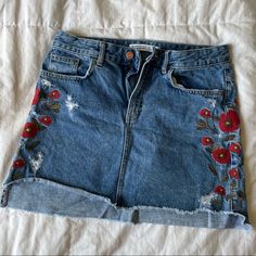 #Zara #Skirt #Miniskirt #Floral #Denimskirt Tags For Exposure!!: Thrift Vintage Retro Y2k Depop Famous Cropped Tank Cami Slip Camisole Lace Igirl 70s 80s 90s 2000s 00s Pastel Trendy Cheap Sale Black White Blue Yellow Red Pink Summer Spring Babe Baby Doll Boho Festival Princess Aesthetic Bratz Punk Emo Baddie Nwt Nwot Hipster Boujee Designer Urban Outfitters Coachella Concert Neon Streetwear Ruched Femme Free People Anthropologie Concert Silk Shimmer Midi Neon Streetwear, Coachella Concert, Emo Baddie, School Wishlist, Thrift Vintage, Zara Skirt, Y2k Depop, Punk Emo, Blue Yellow Red