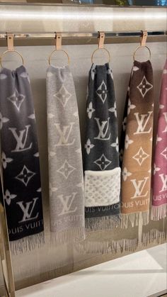 Lv Aesthetic, Clothes For Veiled Women, Louis Vuitton Noe Bag, Louise Vuitton, Casual Shoes Women Sneakers, Luxury Scarf, Kate Middleton Outfits