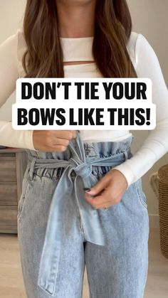 HOW TO TIE THE PERFECT BOW | Fashion hacks clothes, Diy clothes life hacks, Cute outfits How To Have Style, Vetements Clothing, Perfect Bow, Hair Hoco, Diy Vetement, Diy Fashion Hacks, Homecoming Hair, Diy Clothes Life Hacks, Orange Garland