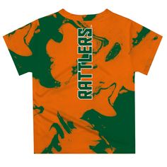 Let your kiddo look cool in his new team spirit boys tee shirt. Let him play, go to the game, and cheer loudly and proudly with his Florida A&M University FAMU Rattlers gear by Vive La Fete.Florida A&M University FAMU Rattlers Marble print Short Sleeve Overstitched Crew Neck Sleeve Top. Officially Licensed product sold by Vive La Fete.This awesome graphics, fun and game day crew neck t-shirt features officially licensed Florida A&M University FAMU Rattlers colors and graphics; perfect to cheer f Green Tops For Football Season, Green Logo Print Top For Game Day, Green Tops For Football Season Fan Merchandise, Green Top For Football Season Fan Merchandise, Green Tops With Logo Print For Game Day, Green Sports Fan Top With Graphic Print, Green T-shirt With Team Name For Game Day, Game Day Green T-shirt With Team Spirit Style, Green Short Sleeve Sports Fan Top