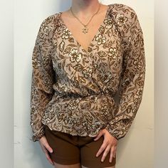 Very Cute Top! (F3) Elegant Brown V-neck Blouse, Spring Khaki V-neck Blouse, Chic Taupe V-neck Top, Spring V-neck Khaki Blouse, Chic Cream Blouse With Floral Print, Elegant Brown Tops With Floral Print, Elegant Brown Floral Print Top, Beige Floral Print Blouse For Brunch, Feminine Brown Tops For Fall