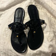 Black Tory Burch Sandal In Great Condition. Wore Twice However Slightly Too Flat For My Likeness. Black Tory Burch Sandals, Tory Burch Sandal, Tory Burch Shoes, Women's Shoes Sandals, Tory Burch, Shoes Sandals, Women Shoes, Sandals, How To Wear