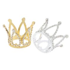 Features 1.You can use this crown for cake decor! It certainly looks beautiful. 2.Exquisite workmanship improves its quality and grade, unlike the plastic one. 3.Beautiful queen crown, leaves you more charming at the same time. 4.Artificial pearl design for small crown, you can also use it as a prop for performance. Specification 1,100% new and high quality 2materialAlloy 3colorGoldSilver 4sizeAbout 3.2x3.2 cm Package include1pc Note There is 2-3% difference according to manual measurement. Please check the measurement chart carefully before you buy the item. Please note that slight color difference should be acceptable due to the light and screen. Color: Silver. Princess Topper, Tiara Cake Topper, Princess Pumpkin, Edible Image Cake Topper, Small Crown, Mardi Gras King Cake, Birthday Cake Pictures, Mini Crown, Children Hair