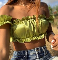 Satin Tops, Corset Fashion Outfits, Diy Clothes Design, Fashion Top Outfits, Woman Suit Fashion, Trendy Fashion Tops, Easy Trendy Outfits