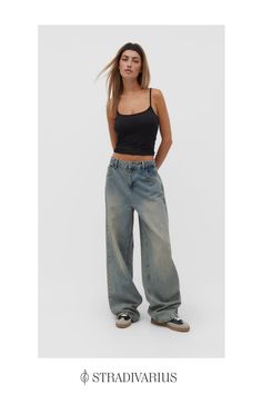 Baggy mid-rise wide-leg jeans with a five-pocket design, zip fly and metal top button fastening. Baggy Jeans For Women, Baggy Jeans Outfit, Estilo Ivy, Most Comfortable Jeans, Stradivarius Jeans, Mode Instagram, Low Waist Jeans, Baggy Trousers, Denim Trends