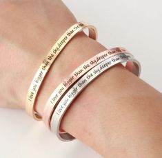 Engraved Bracelet for Women Personalized Gift for Her Custom Name Jewelry Couples Bracelet Bridesmaids Jewelry Gift Friendship Bracelet  HOW TO ORDER 1. Select options from the dropdown menu 2. Add to cart and proceed to checkout 3. Submit your personalization request in the buyer's note section *If the double-side option is selected, don't forget to specify personalization on both sides CHARACTER LIMIT -approx. 30-35 (including spaces and symbols) ITEM SPECIFICATIONS - CUFF SIZE: approx. 160mmx4/6mmx2mm  - MATERIAL: Heart Silver / Heart Gold / Heart Black / Heart RoseGold / Heart Rainbow / Solid Silver / Solid Gold / Solid Black / Solid RoseGold / Solid Rainbow TIPS - Avoid chemicals - Avoid friction - Avoid water - Avoid sweating - Clean with a soft cloth - Take off before sleeping - Dry Silver Bar Bracelet, Custom Engraved Bracelet, Bridesmaids Jewelry, Handwriting Necklace, Ring Holder Wedding, Couples Bracelet, Engagement Gifts For Couples, Bridesmaid Gifts Jewelry, Thread Bracelets