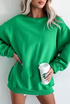 NOT ELIGIBLE FOR NANAPASS OR UPGRADED SHIPPING. ORDER SEPARATELY FOR FASTER PROCESSING OF OTHER ITEMS IN YOUR CART. This item is a Doorbuster and NOT Sale Coupon Eligible. 50% COTTON, 50% POLYESTER Model Wearing Size Large as a Dress Color: Kelly Green Crewneck Long Sleeve Soft Fleece Lining Relaxed Fit Wash In Cold Water On Gentle Cycle And Hang Dry To Reduce Fading. 22" Armpit To Sleeve End 16.5" Armpit To Hemline For Model Size Specs Please Check Size Charts Launched: 7/13/24 Green Crew Neck Sweatshirt Solid Color, Casual Kelly Green Long Sleeve Top, Green Crew Neck Sweatshirt, Green Crewneck, Kelly Green, Size Charts, Over 50, Crewneck Sweatshirt, Cold Water