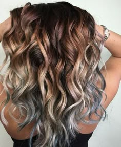 Mermaid Highlights, Dyed Highlights, Long Hair Color Ideas, Highlights Brunette, Balayage Caramel, Blond Ombre, Long Hair Color, Looks Party, Hair Color Balayage