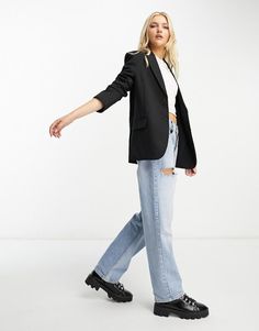 Blazers by Monki Work-to-weekend vibes Notch lapels Two-button fastening Pocket details Dad fit Black Blazer With Jeans, Sweater Blazer, Drop Top, Blazer With Jeans, Weekend Vibes, Black Sweater, Black Blazer, Winter Fashion Outfits, Color Trends