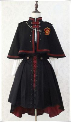 Griffindor Outfits Uniform, Griffindor Outfits, Wizard Outfit, Gryffindor Uniform, Gryffindor Outfit, Stile Harry Potter, Hogwarts Outfits