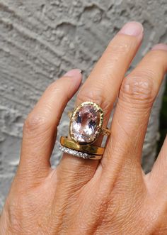 Magnificent Love ring _________ 18K Yellow Gold Set w/ 14mm Morganite or Aquamarine Approx 5.40ct (3) 1.3mm white diamonds set on each side for (6) total Diamonds Dope Jewelry, Classy Jewelry, Stacked Jewelry, Jewelry Lookbook, Jewelry Inspo, Love Ring, Dream Jewelry, Gold Set, White Diamonds