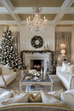 Luxurious Christmas living room with gold and white decor Gold And White Decor, Grand Fireplace, Christmas Moodboard, Christmas Living Room Decor Ideas, Luxury Christmas Decor, Christmas Living Room Decor, Luxurious Living Room, Christmas Living Room, Christmas Decorations Living Room