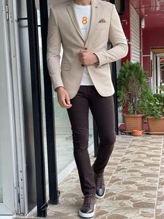 Bojo Navy Blue Slim Fit Tropical Blazer freeshipping - BOJONI Best Blazer, Dress Suits For Men, Style Inspiration Casual, Iron Shirt, Blazer Beige, Men's Casual Style, Cotton Blazer, Slim Fit Shorts, Blazers For Men