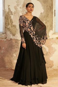 Shop for Shloka Khialani Black Georgette Noire Floral Embellished Gown for Women Online at Aza Fashions Black Gown Indian, Hand Embellishment, Haldi Outfit, Georgette Gown, Cape Gown, Indo Western Dress, Cape Style, Black Layers, Desi Clothes