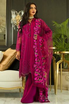 Mina Hasan, Republic Womenswear, Salwar Kameez Online Shopping, Designer Punjabi Suits, Pakistani Designer Suits, Pakistani Salwar Kameez, Chiffon Collection, Embroidered Chiffon, Collection Design