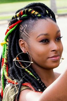 Miami Hairstyles, Side Shaved, Twists Hairstyles, Faux Locs Hairstyles, Side Hairstyles, Mohawk Hairstyles