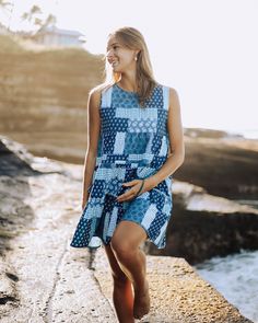 The lightweight Adventure Cover-Up Dress is a must-have for sunny days. Made for travel, this quick-dry dress is packable and versatile. Throw it on over your suit for a walk on the beach or dress it up for a night out. FITOversized fitLoose and FlowyHits mid-thighFEATURESQuick Dry MaterialDrawstring at the WaistMIX & MATCH Pairs great with the DENIM COLLECTION