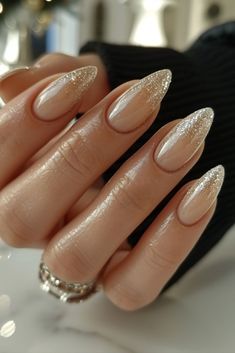 Proposal Nails Engagement Winter, Sparkly Neutral Nails, Acrylic Nails For Wedding, Nails Inspo Elegant, Elegant Nail Designs 2024, 2024 Winter Nails, Spark Nails, Sparkly Nail Ideas, Dec Nails