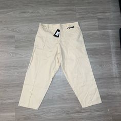 White Skate Fit Chinos Skate Fits, Khaki Chinos, Chinos Pants, Mens Pants, Color White, Man Shop, Pants, White, Color