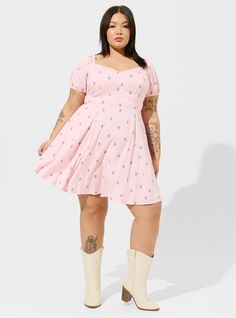 Mini Stretch Challis Sweetheart Skater Dress Cute Outfits For Brunch, Plus Size Mini Dresses, Almond Blossom, Active Outfits, Dress Images, Torrid Dresses, Adventure Awaits, Stunning Dresses, Skater Dress