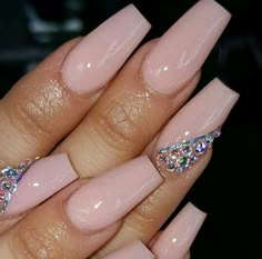 ❣️ Pinterest @ onlyrobin1 ❣️ Basic Bling Nails, Acrylic Nail Designs Glam, Pink Mimosas, Pink Sparkly French Tip Nails, Rhinestone Nail Ideas, Glam Nails, Acrylic Gel, Fabulous Nails, Coffin Nails Designs