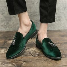 Category:Loafers  Slip-Ons; Upper Materials:Suede,Velvet; Embellishment:Tassel; Season:Fall; Gender:Men's; Activity:Walking; Toe Shape:Round Toe; Style:Business,British Gentleman; Outsole Materials:Rubber; Occasion:Party  Evening,St. Patrick's Day,Office  Career; Listing Date:08/30/2022; 2024 Trends:Dress Shoes,Tassel Loafers; Foot Length:null; Size chart date source:Provided by Supplier.; US Size:null; UK Size:14.5; EU Size:50 Mens Patent Leather Shoes, Loafers Men Casual, Office Flats, Social Dress, Suede Shoes Men, Beach Inspo, Tassel Shoes, Mens Walking Shoes, Velvet Shoes