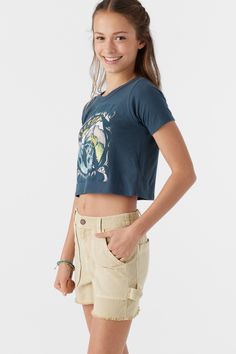 O'Neill Girl's woven short 3'' Inseam Length, 10'' Front Rise Slash Pockets Elastic at Back Waist Back Patch Pockets 100% Cotton twill Flannel Outfits, Spring Suit, Flannel Pants, Denim Sweater, Twill Shorts, Top Graphic Tees, Suit Accessories, Clothing Essentials