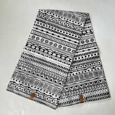 1 Yard Black And White African Print Ankara Cotton Fabric 1 Yard 100% Cotton 45” Width This Trendy Fabric Is Perfect To Use For Numerous Apparel Creations Such As Dresses, Skirts, Pants Kaftans And More. It Can Be Used For Crafts And Projects! This Print Is Guaranteed To Catch Your Eye. Let Your Imagination Get To Work! Trendy Fabric, African Ankara, African Print Fabric, African Fabric, Mixing Prints, Fit N Flare Dress, Key Card Holder, Stationery Supplies, African Print