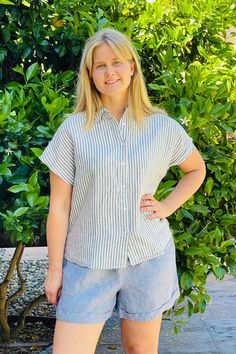 Material: 100% Linen. Description: Relaxed striped Linda linen shirt is easy going with shorts, skirt or jeans. Button down, cap sleeves and straight cut. ONE SIZE Color: Blue/White. Measurements: Bust: 45" Length: 24". Fits US size 6-12. Model is 5'8". Piironki Helsinki is Finnish lifestyle company established 1978. Their focus is relaxed, beautiful and cozy living.