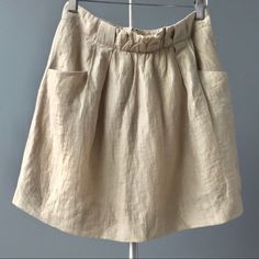 J. Crew Light Tan Linen Charter Skirt, Size 4. Fully Lined. Two Pockets, Both Lined, At Either Hip. Thick Elastic Waistband That Gathers Fabric In A Ruching Effect. Mini Skirt Length (Depending On Height). Excellent Condition! New, Never Worn! No Damage Or Signs Or Wear! No Flaws! Light Tan, Skirt Length, Mini Skirt, J Crew, Mini Skirts, Size 4, Elastic, Skirt, Signs