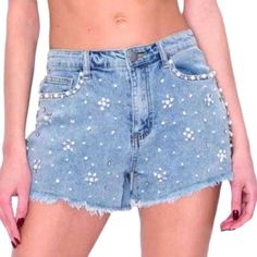 Step into summer with style by embracing the fashion new-millennium and vintage-inspired silhouette of our 2023 Summer Collection's Ladies Straight Denim Shorts. Enjoy the highest quality of denim and the exquisite craftsmanship of the zipper & button closure. and revel in the sultry high-waist and straight silhouette that flatters your figure. Finish off the look with the urban unprocessed hem and subtle embellishments for an unforgettable summer statement!Why These Shorts Are Perfect for Summe Trendy Denim Blue Jeans For Summer, Summer Straight Leg Denim Bottoms, Trendy Denim Blue Jean Shorts For Summer, Chic Denim Blue Jean Shorts, Mid-rise Denim Shorts For Summer, Trendy Fitted Denim Shorts, Summer Mid-rise Denim Shorts, High Rise Summer Jeans With Five Pockets, Trendy Denim Shorts With Five Pockets