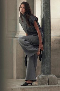 Banish the workweek blues when you style your office-approved look with the Lulus Composed Moment Grey High-Rise Wide-Leg Trouser Pants! Lightly stretchy woven fabric (with a slight tonal effect) shapes a high waist, belt loops, and a hidden zip fly with a top button closure. Chic pleating accents the wide-leg silhouette, which has functional front diagonal pockets and decorative welt pockets at the back. Ankle-length hems complete the look. Fit: This garment fits true to size. Length: Floor len Relaxed Trousers, Grey Trousers, Office Look, Pants Wide Leg, Fall Fashion Trends, Bottom Clothes, Trouser Pants, Waist Belt, Welt Pockets