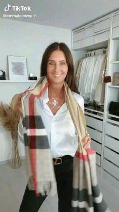 Ruana Outfit Winter, Scarf Hacks For Winter, How To Style Burberry Scarf, How To Wear Burberry Scarf, Styling Winter Scarf, How To Wear A Scarf With A Blazer, Winter Scarf Outfit Ideas, Scarf How To, Scarf Looks Winter