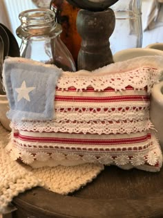 Fun little pillow to tuck into your tiered trays, shelving or anywhere you need that cute little accent. This embroidered Americana, patriotic pillow is perfect for Memorial Day, Flag Day,  4th of July thru Labor Day decor.  Approximately 4" x 5". Craft Inspo Aesthetic, Vintage 4th Of July Decorations, Vintage Americana Bedroom, American Flag Room Decor, Americana Bedroom Decor, Modern Americana Decor, Americana Embroidery, Americana Kitchen Decor, Americana Room