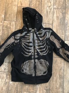 Bleached Zip Up Hoodie, Bleaching Clothes, Skeleton Hoodie, Alt Outfits, Alternative Outfits, Edgy Outfits, Dream Clothes, Looks Vintage