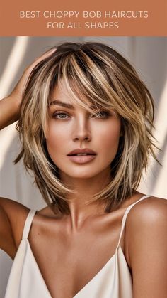 35 Strong Female Celebrities Hairstyles And Colors. It’s Time To Get Inspired! Hair Pic, Κούρεμα Bob, Choppy Bob Haircuts, Haircuts For Medium Length Hair, Layered Haircuts For Medium Hair, Choppy Bob, Oval Face Hairstyles, Chin Length Hair, Messy Short Hair