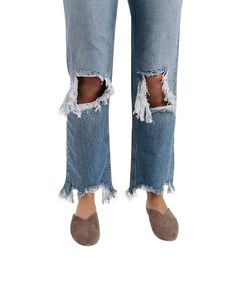 Mid-rise Free People straight leg jeans featuring subtle distressing. Rigid denim Raw hem Five-pocket style Button fly Care/Import: Machine Wash Cold. Import. Measurements for size 28: Waist: 32 1/2", Hips: 40 1/2", Rise: 10 1/2", Inseam: 27" Gathered Maxi Dress, Couples Sweatshirts, Heart Sweatshirt, Queen Dress, Flowy Shorts, Ag Jeans, Belted Jacket, French Girl, Crop Sweatshirt