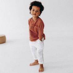 Upgrade your little one's wardrobe with our Boys Muslin Long-Sleeved Shirt. Crafted from soft and breathable cotton, this casual shirt ensures all-day comfort for your active child. With a regular clothing length and an O-neck collar, it's perfect for playdates or family outings. The solid pattern and long sleeves make it ideal for the spring and autumn seasons. Available in sizes ranging from 2-6 years, this shirt fits true to size. Give your boy the style he deserves! 🌟👦👕 Specifications: St Long Sleeve Cotton T-shirt For Playwear, Casual Long Sleeve T-shirt For Playtime, Relaxed Fit Tops For Spring Playwear, Casual Cotton Tops For Playtime, White Long Sleeve T-shirt For Playtime, Casual Crew Neck Shirt For Playtime, Long Sleeve Tops For Playtime In Summer, Long Sleeve Tops For Summer Playtime, Casual Relaxed Fit Tops For Playwear