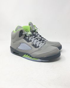 Air Jordan 5 Retro Green Bean DM9014-003 Silvergreen Bean/Flint Grey Size 14. Having debuted in 2006, the Air Jordan 5 Green Bean (2022) marks the first time the colorway has ever been reissued. It arrives in its original grey reflective construction with hits of Green Bean on the tongue and midsole. At the base, an icy blue semi translucent outsole completes the design. Model: DM9014-003 Color: Silvergreen Bean/Flint Grey Size: 14US/13UK/48.5EUR/32CM Jordan 5 Green Bean, Jordan 5 Retro Green Bean, Jordan 5 Retro, Air Jordan 5 Retro, Air Jordan 5, Green Bean, Jordan 5, Icy Blue, Design Model