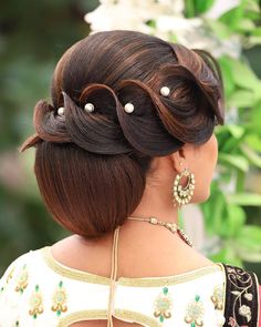 Upswept Hairstyles, Dancesport Hair, Bob Pendek, White Fascinator, Beautiful Wedding Hair, Bride Hair Piece, Formal Hairstyles For Long Hair, Beautiful Bridal Hair