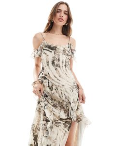 Dresses by Mango Let's hear it for the dress Scoop neck Fixed straps Ruffle details Side split Regular fit Bardot Midi Dress, Black Dress Prom, Spring Floral Dress, Student Fashion, Satin Slip Dress, Maxi Dress Trend, Tea Dress, Linen Dresses, Birthday Dresses