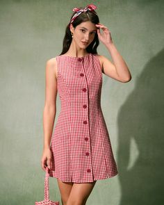 The Red Boat Neck Plaid Mini Dress Plaid Mini Dress, Mini Dress Red, Mini Tank Dress, Mode Chic, Red Dresses, Modieuze Outfits, Gingham Dress, 2024 Fashion, Red Mini Dress