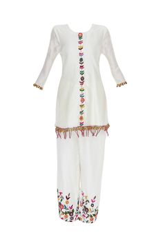 Looking for something comfortable and sober? This white chanderi kurta set will end your search. It features hand embroidery all over. It comes with matching pants and dupatta. 
Round neckline
Hidden button placket
Set of 3 - Aza Fashions Embroidered Beads, Kurta With Pants, Matching Pants, Kurta Set, Over It, Aza Fashion, Button Placket, Round Neckline, Hand Embroidered